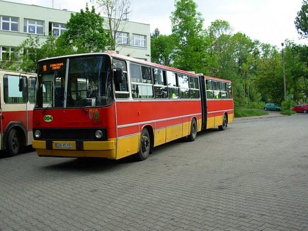 Ikarus 280.37 004