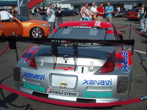 wszytskie japońskie fury i EDC eliminacjia driftingu gdzie Maciek Polody wygrał silverstone 2007
i filmiki http://youtube.com/profile_videos?user=grbrandys #SilverstoneEdcTunning