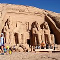 Abu Simbel. Świątynia Ramzesa ll. Południowe wrota Egiptu. 60 km za Zwrotnikiem Raka.