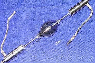 kolba ksenonowa OSRAM XBO-2500/OFR trochę już zużyta #kino #sopot #KinoBaltyk #projekcja #projektor #kinotechnika #kinooperator