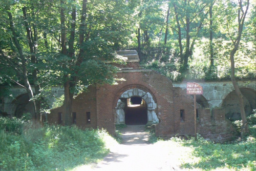 Brama wjazdowa do fortu
