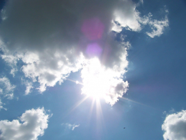 Niebo.
2007-06-11 #niebo #słońce #natura #przyroda #grobsol