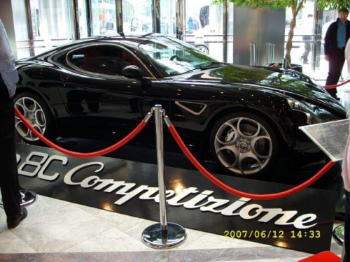 Alfa Romeo 8c:)