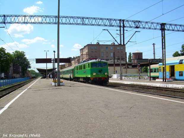 ...a drugi jeszcze poczeka...
Bydgoszcz Główna. #BydgoszczGłównaEU07