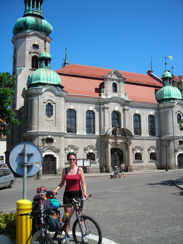 Pałac w Pszcynie, park, rynek