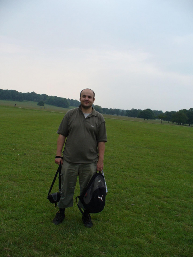 ...pierwszy Naleśnik w rodzinie...również w Richmond Park-u :)