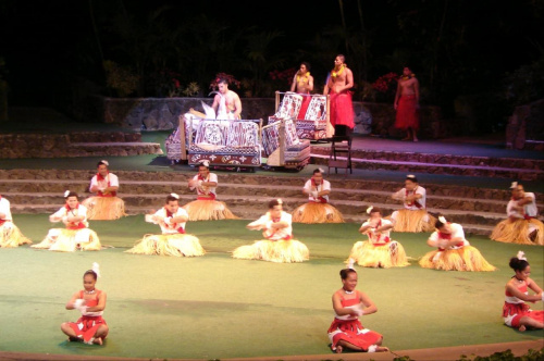 Centrum Kultury Polinezyjskiej - występy #kultura #egzotyka #taniec #rośliny #Hawaje