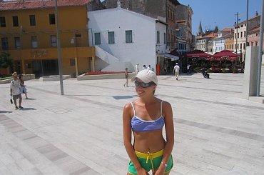 Moje ulubione miasto w Chorwacji. Przesliczne sklepy z biżuterią i ręcznymi wyrobami Chorwatów. Polecam! #wakacje #chorwacja #morze #zwiedzanie #upał #lody