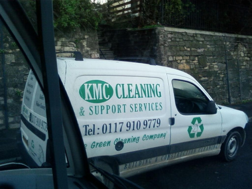 KMC cleaning. KMC? nie mówileś, ze masz taką firmę... :P pozdro dla KMC i żony i maleństwa