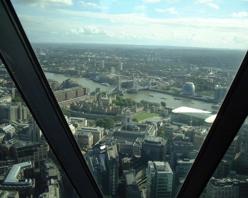 Swiss Re in London (Ogórek)
41 piętro widok na Tower Bridge #LondynOgórekSwissRe