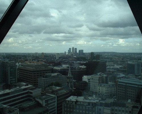 Swiss Re in London (Ogórek)
17 piętro widok na Canary Wharf #LondynOgórekSwissRe