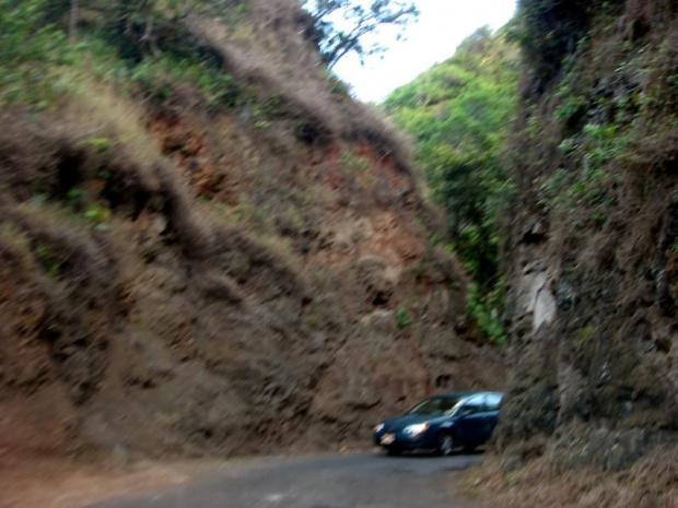 skok adrenaliny #NiebezpiecznaDroga #góry #Hawaje #podróż