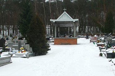 Na cmentarzu parafialnym #Puławy #grób #groby #mogiła #mogiły #cmentarz #nekropolia