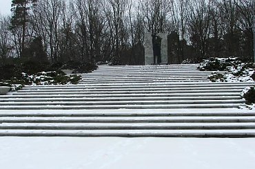 Na cmentarzu wojennym #Puławy #pomnik #pomniki #grób #groby #mogiła #mogiły #cmentarz