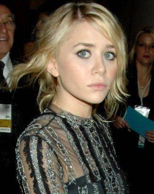 64th Annual Golden Globe Awards - Lobby Arrivals 2007r.