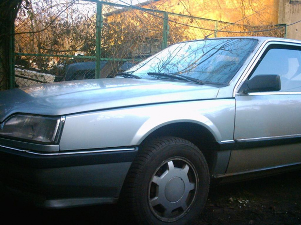 Renault 25