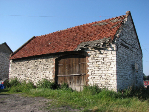 Żarki. Zespół zabytkowych stodół.