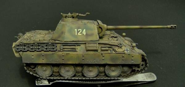 Pantera ausf D 1-72 Gulumik Revell