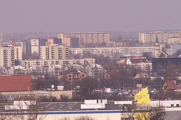 Widok z bloku na ulicy Lasówka Kraków marzec 2007 #kraków #miasto #wieżowiec #lasówka #koszykarska #widok #bloki #osiedle
