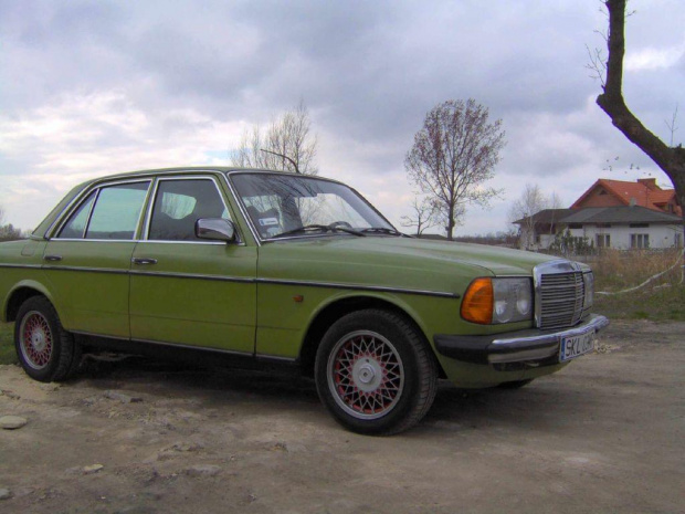 W123 240D aktualnie (1)