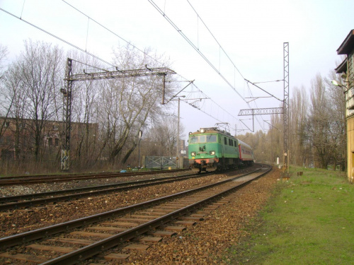 EU 07-244 ciągnący "Kormorana" do Raciborza #Kolej #Sosnowiec