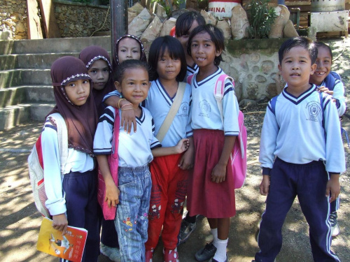 Indonezja, Wyspa Flores (Wyspa Kwiatów) - mieszkańcy wyspy #Indonezja #Bali #Flores #Azja